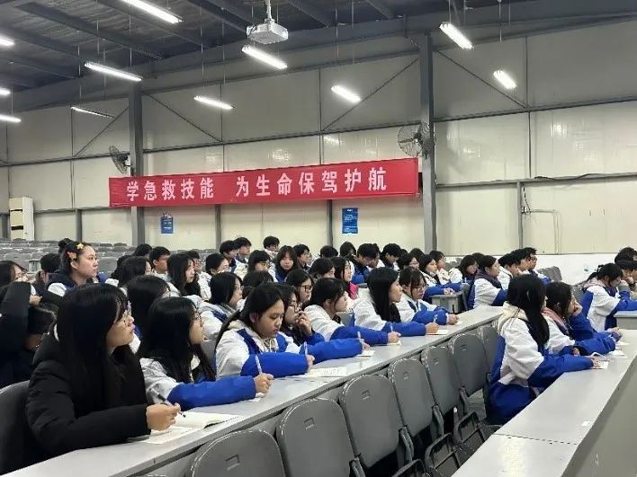 传承红色基因 担当时代使命